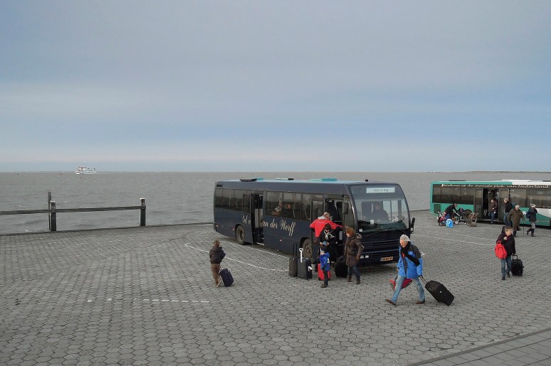 • Date: 28-12-12 Time: 11:12:12