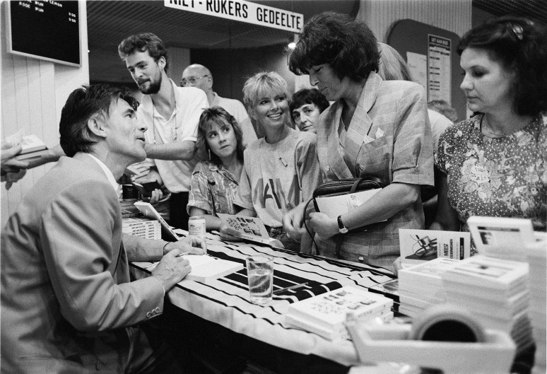 • Kees van Kooten 3 september 1993