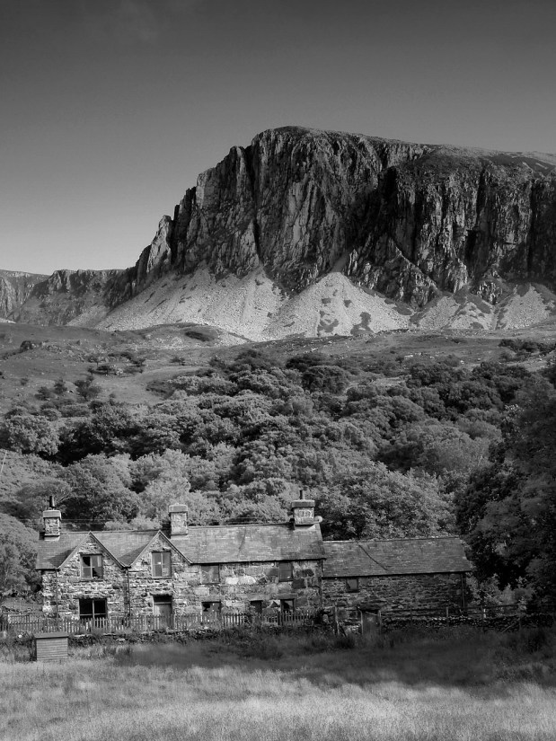 • Cader Idris (Dolgellau Wales 893 m) 2013 july 13th, 18:02 hr